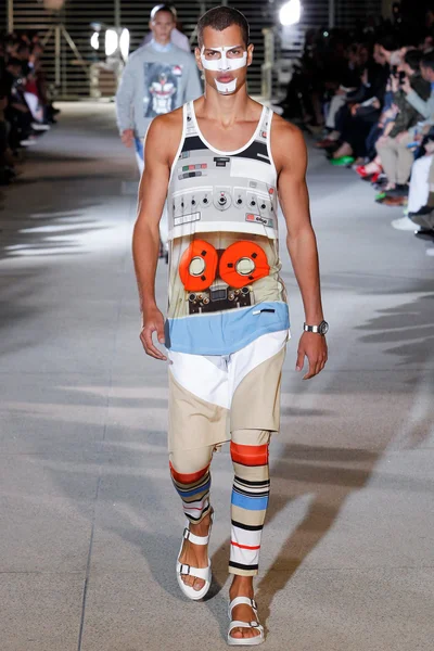 Look 5